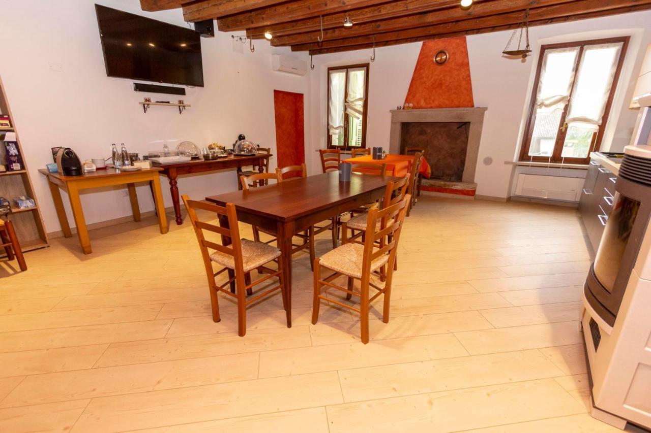 La Colomba B&B Castellaro  外观 照片